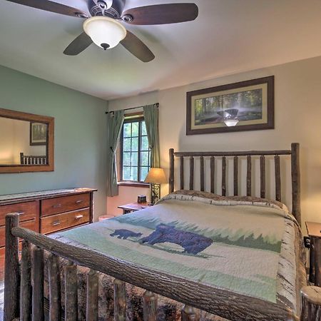 Lake Placid Chalet Deck And Forest Views! ภายนอก รูปภาพ